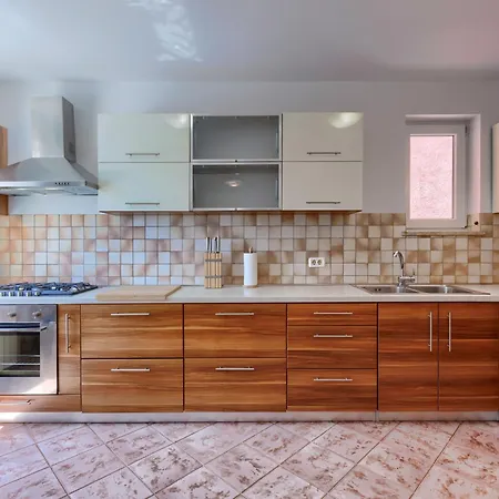 Holiday home Holiday Home Licardo By Interhome *