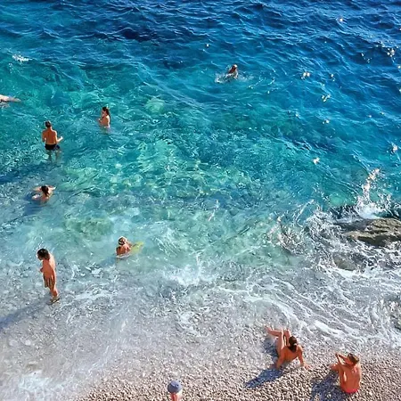 Licardo By Interhome * Štinjan