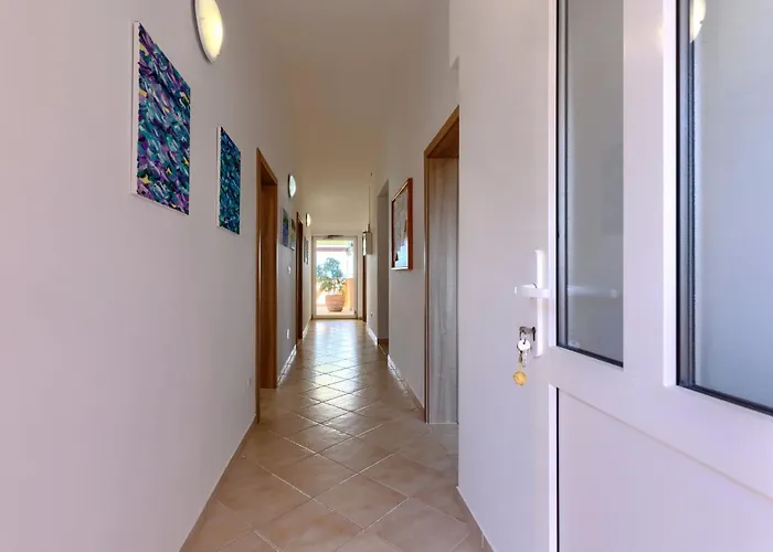 Vakantiehuis Licardo By Interhome