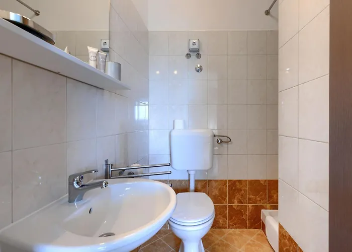 Licardo By Interhome Štinjan