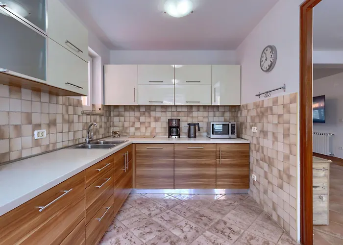 Licardo By Interhome