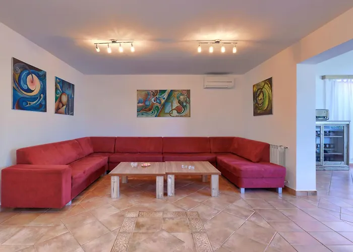 Vakantiehuis Licardo By Interhome