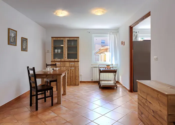 Licardo By Interhome Vakantiehuis Štinjan